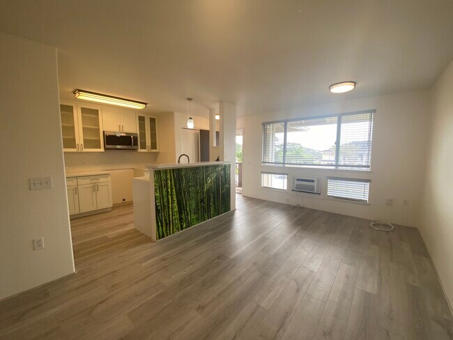 Living Rooom - 95-1141 Koolani Dr