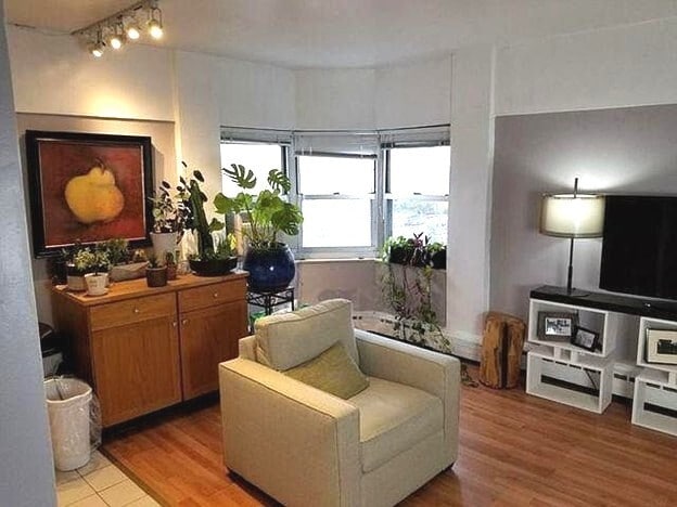 Foto del edificio - 4970 N Marine Dr