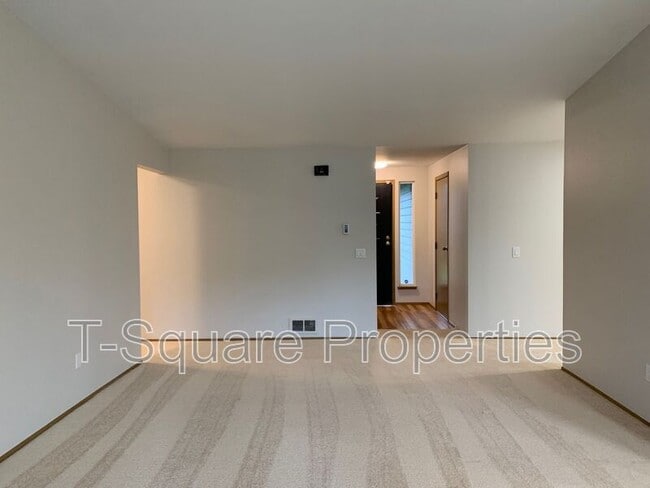 Building Photo - 14616 57th Dr SE