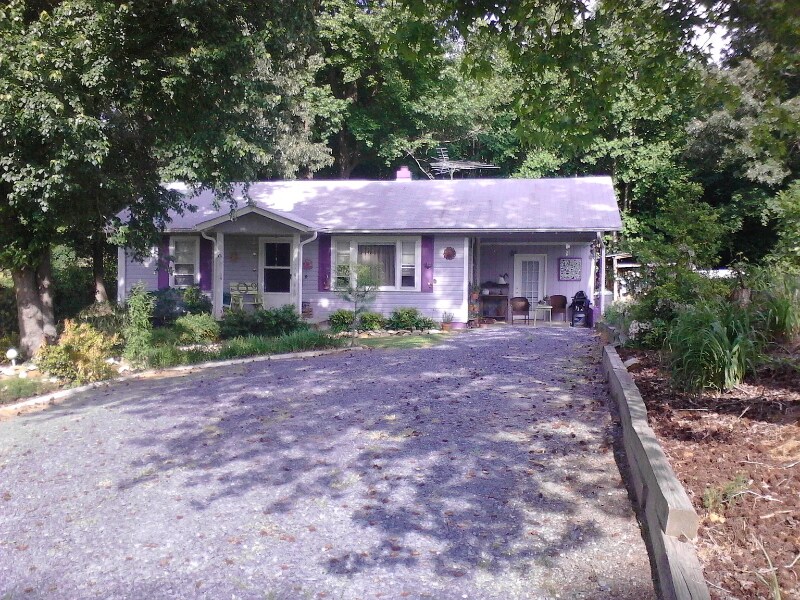 Primary Photo - 315 A Flint Hl Rd