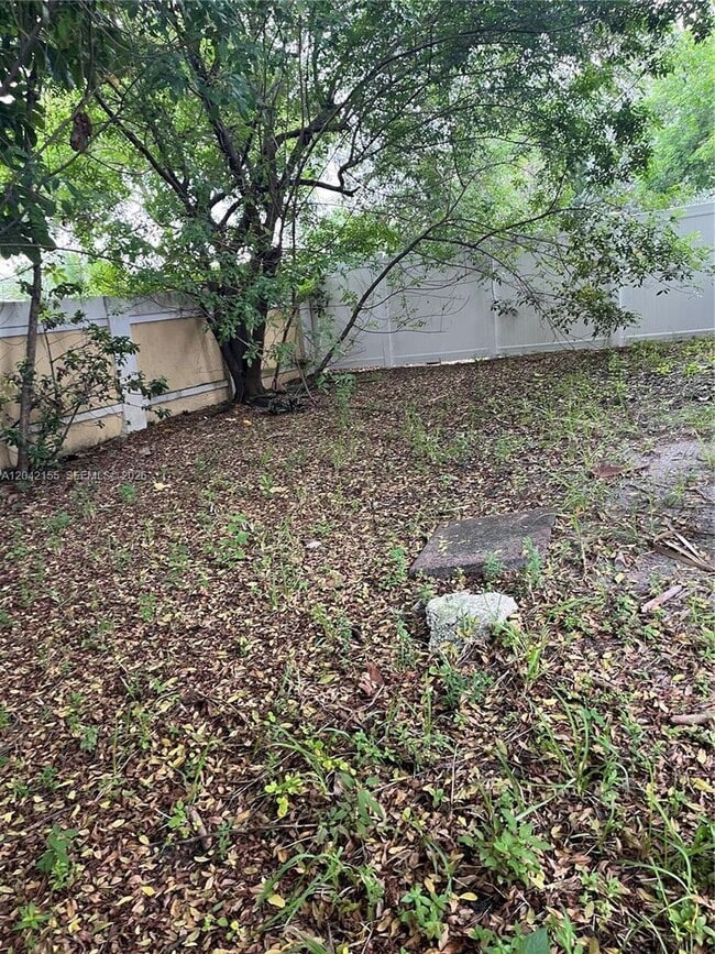 Foto del edificio - 5347 SW 40th Ave