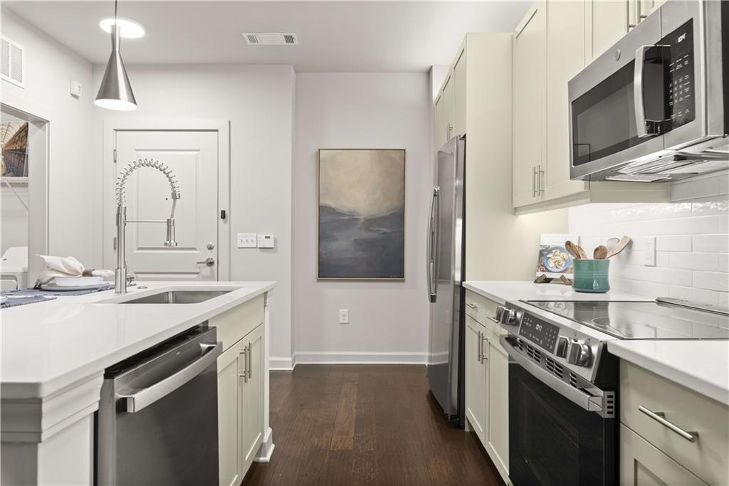Foto principal - 2420 Peachtree Rd