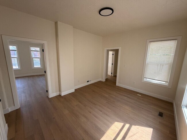Foto del edificio - 660 23rd St