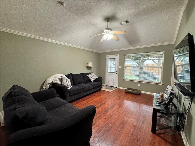 Building Photo - 24311 Silver Maple Dr