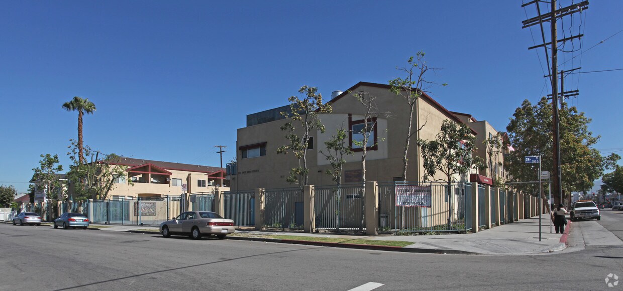 Primary Photo - Villa Esperanza