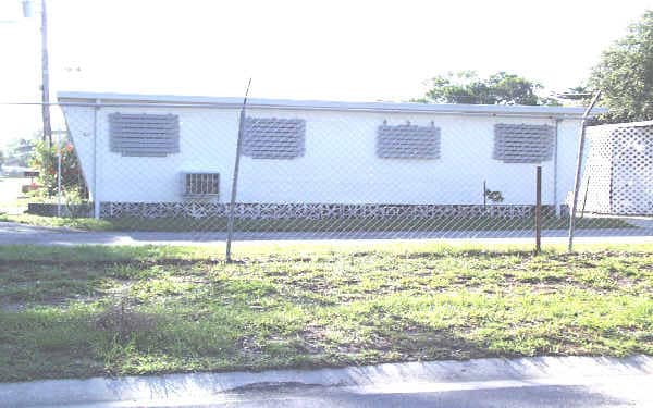 Building Photo - Tangerine Mobile Home Park