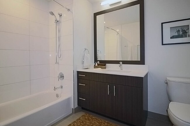 Foto del edificio - 461 N Park Dr