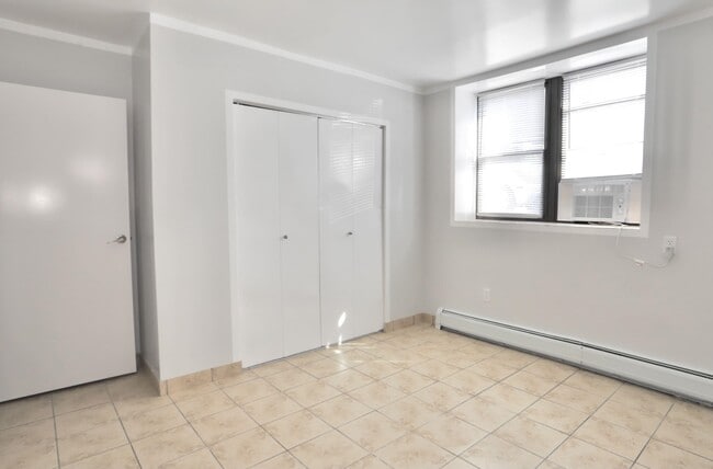 Foto del edificio - 4901 Murphy Pl