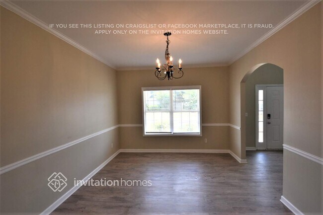 Building Photo - 100 Barberry Ln