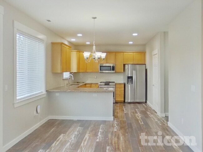 Foto del edificio - 2525 W 10th St