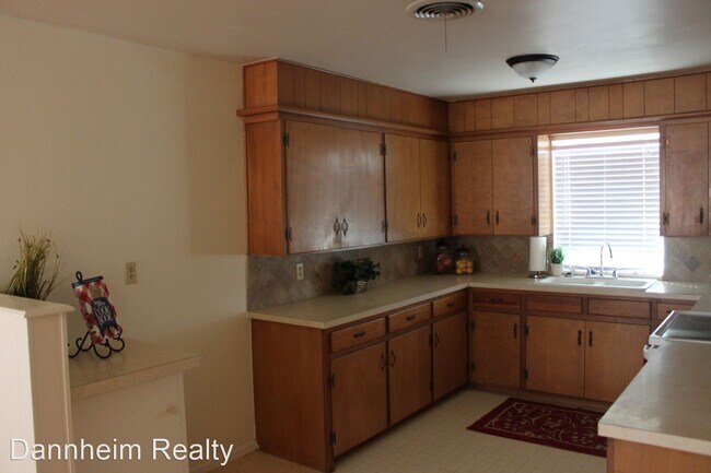 Foto del edificio - 4 br, 2 bath House - 4420 33rd Street