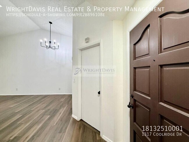 Foto del edificio - 1317 Coolridge Dr