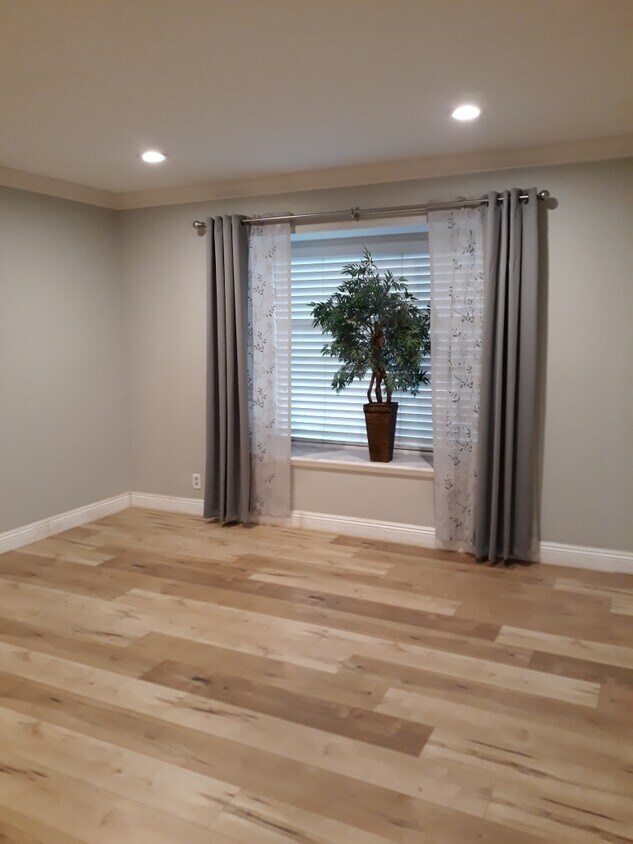 living room - 13722 Red Hill Ave