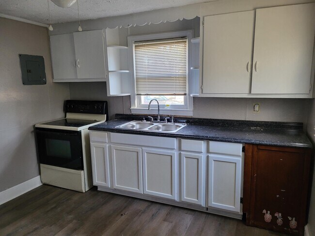 Foto del edificio - 634 Pritchett Rd