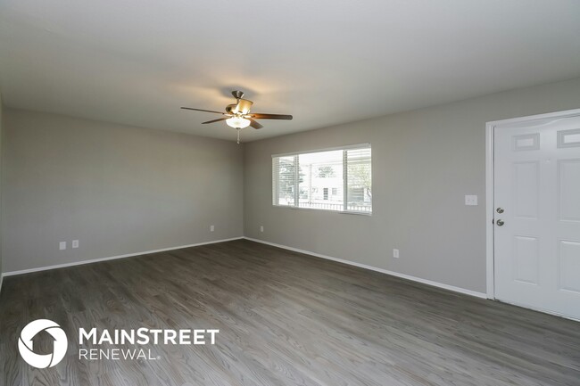Foto del edificio - 11502 E Crescent Ave