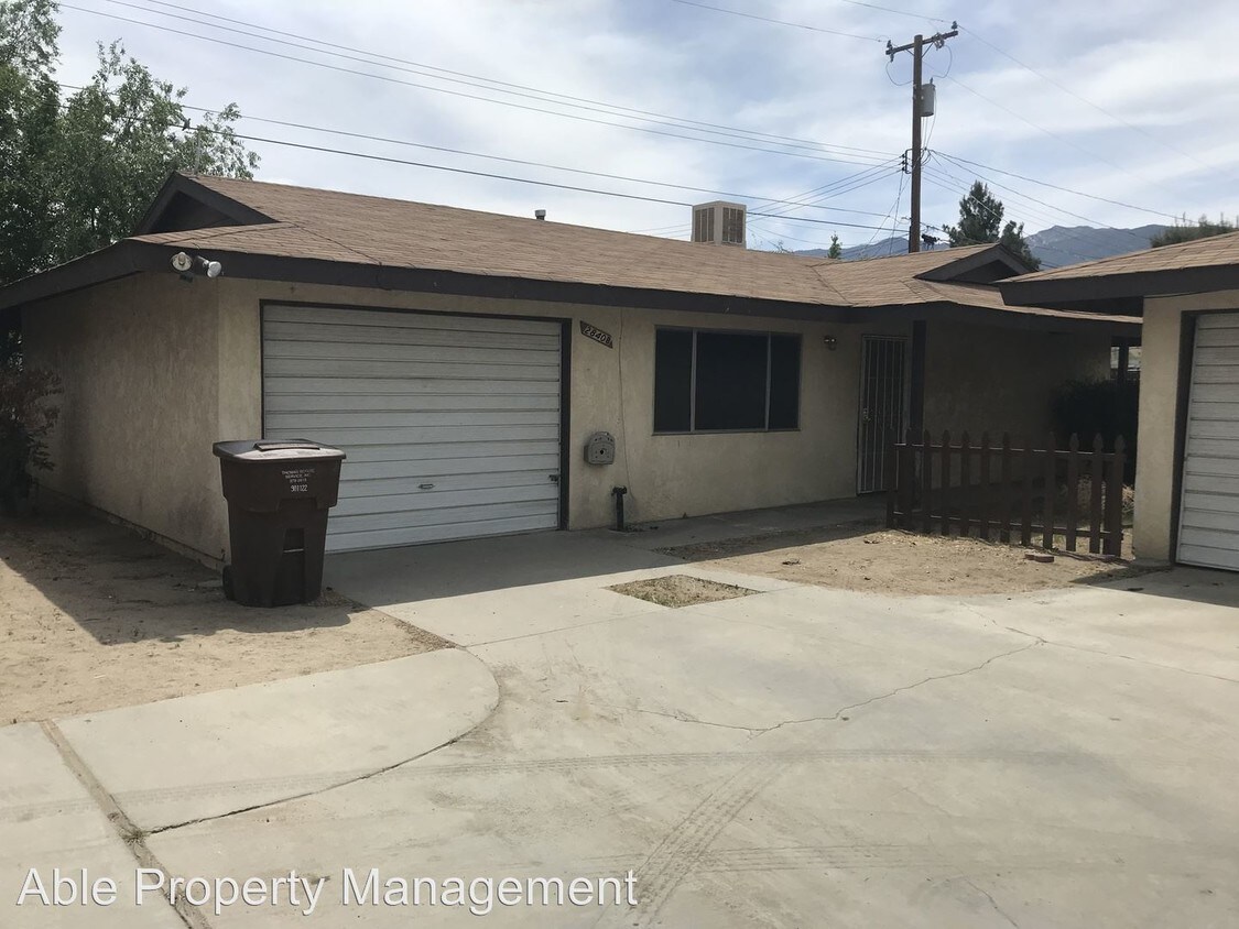 Foto principal - 2840 Fulop St