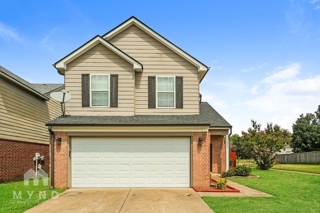 Building Photo - 7322 Green Ash Dr