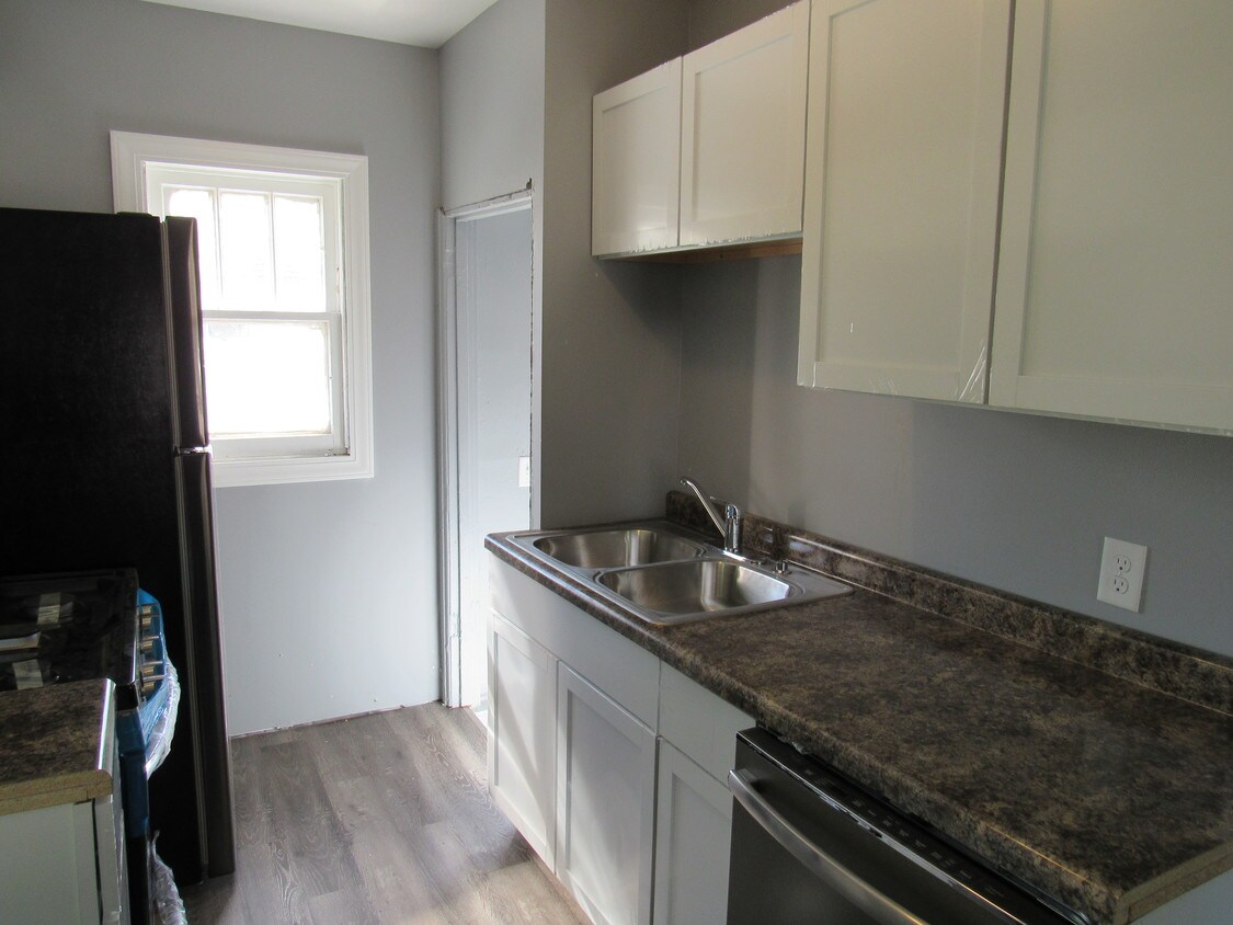 624 4th St SE, Rochester, MN 55904 House for Rent in Rochester, MN