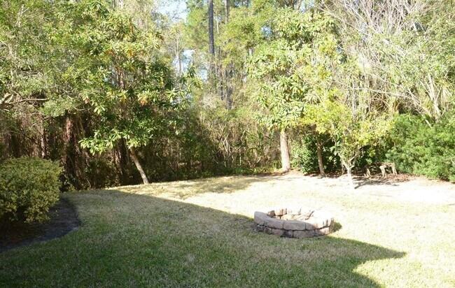 Building Photo - 4 br, 3 bath House - 614 LOIRE CT