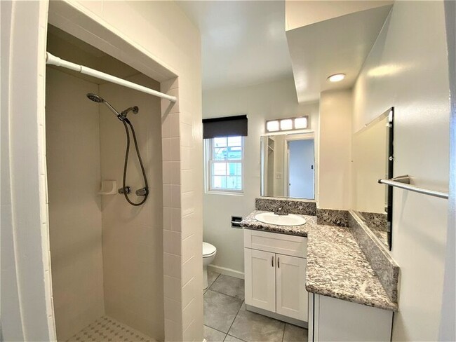 Building Photo - 4362 Temecula St
