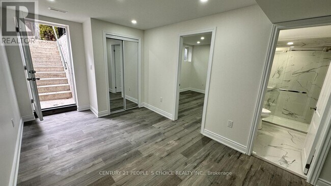 Building Photo - 4 Bersan Terrace