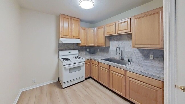 Building Photo - 17577 Brightman Ave
