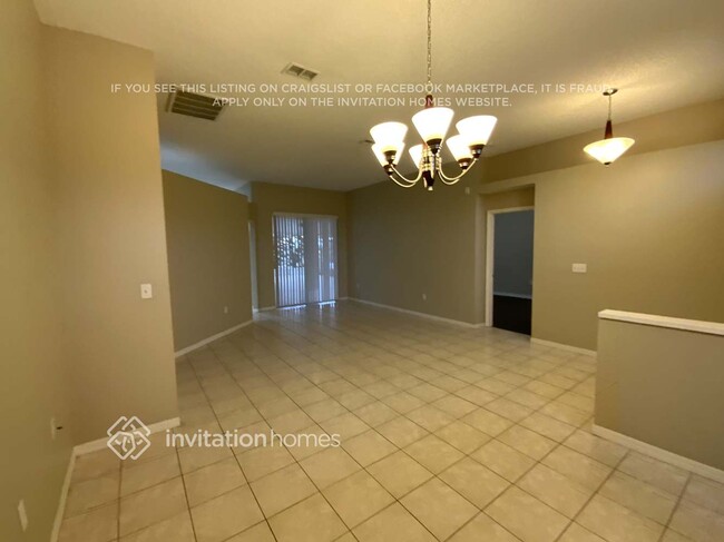 Foto del edificio - 9001 Westbay Blvd