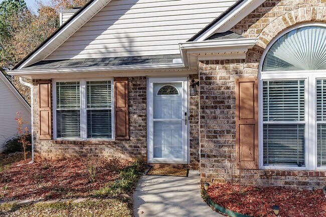 Building Photo - 160 Cedar Rock Trace