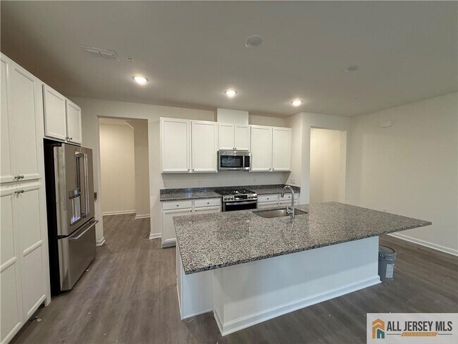 Foto del edificio - 118 Myrtle Rd