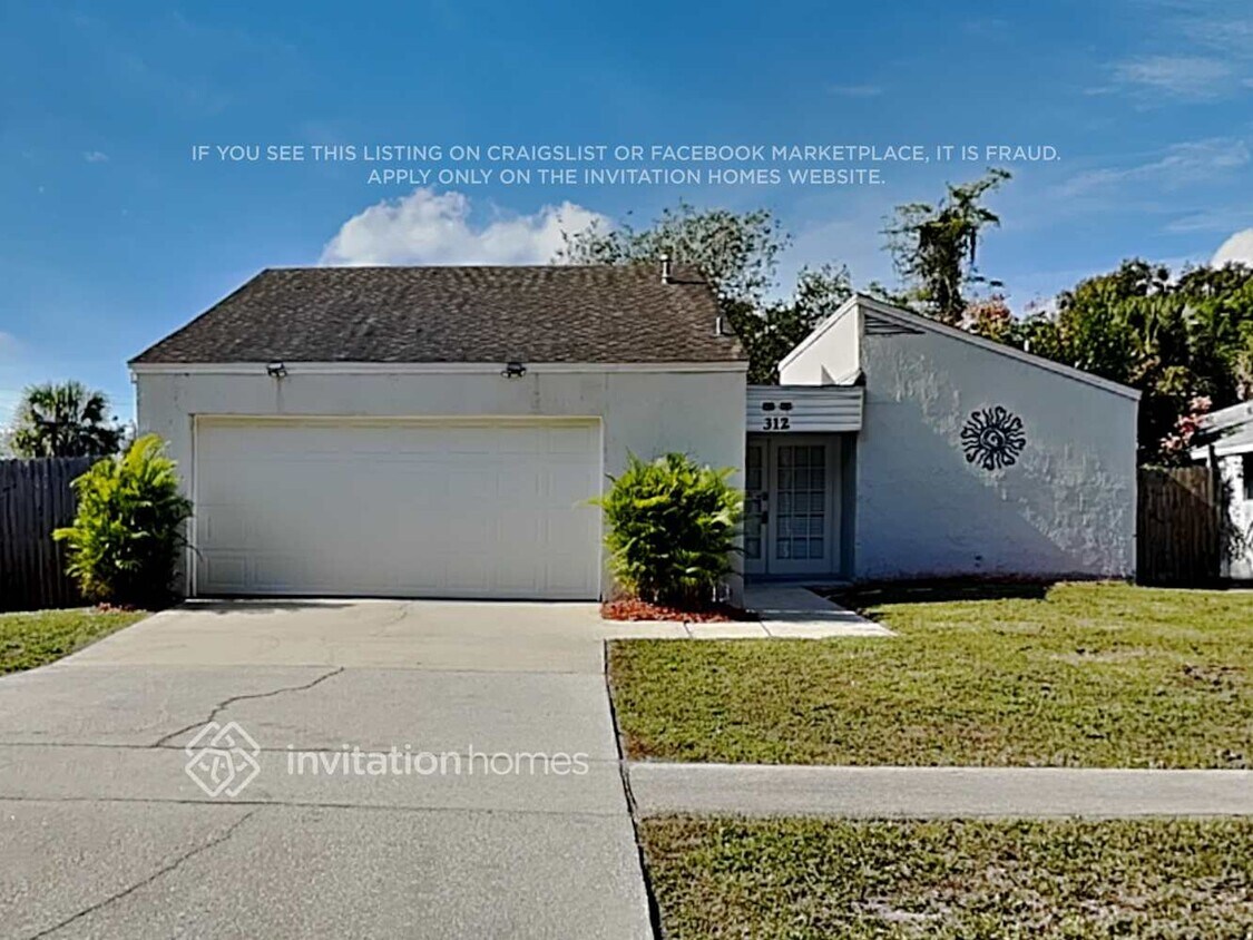 Foto principal - 312 S Moss Rd