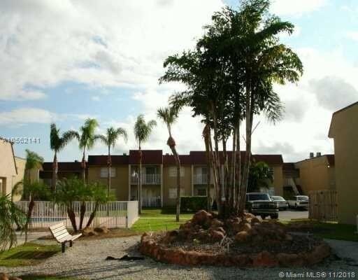 Primary Photo - 9958 N Kendall Dr