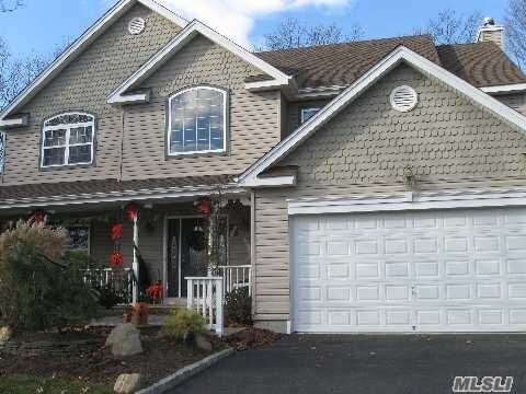 Primary Photo - 22 Foxrun Ct