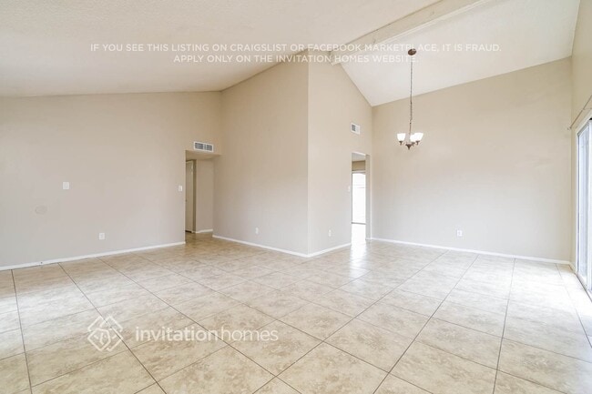 Building Photo - 6014 S 41st Pl