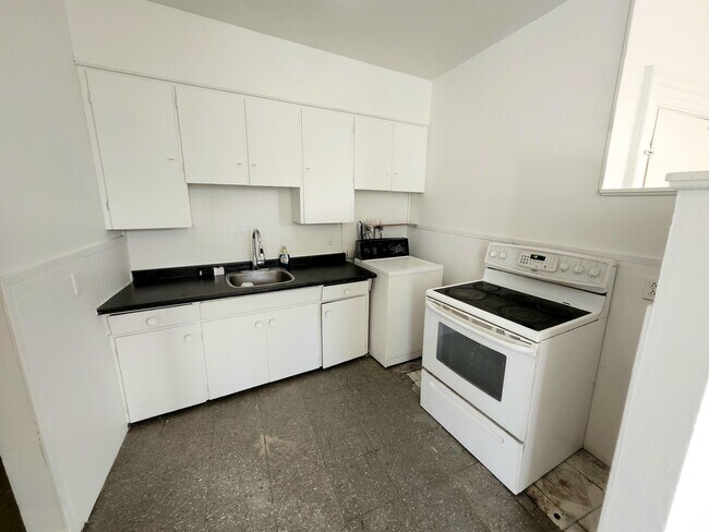 Photo du bâtiment - 325 Main St