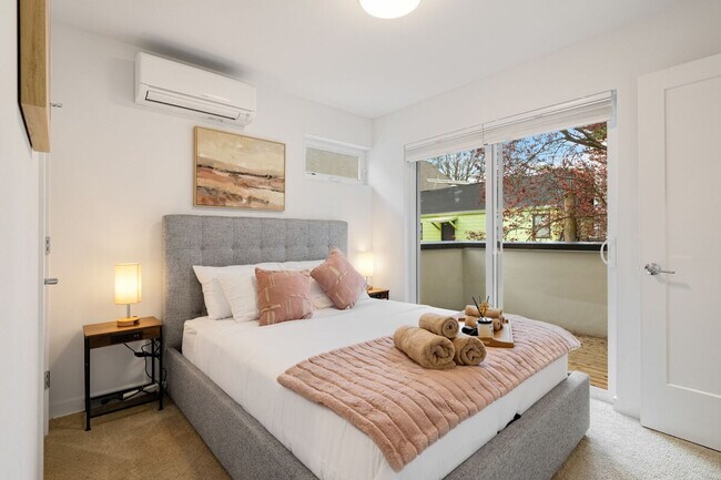 Foto del edificio - 620D 10th Ave E