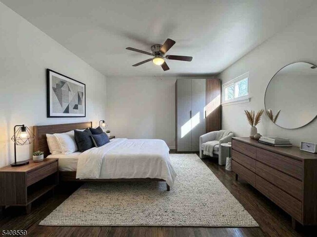 Foto del edificio - 260 Everett Rd