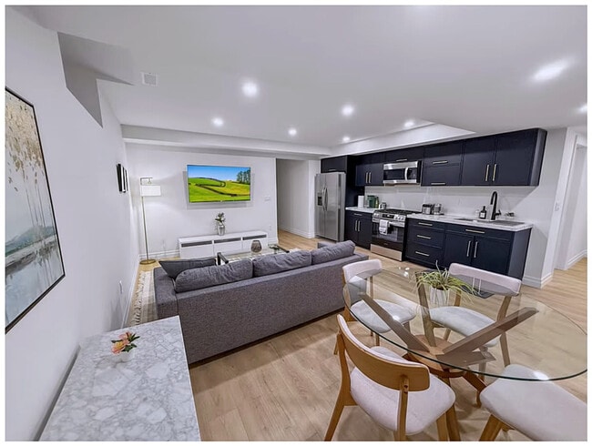 Building Photo - 4950 Terra Bella Dr