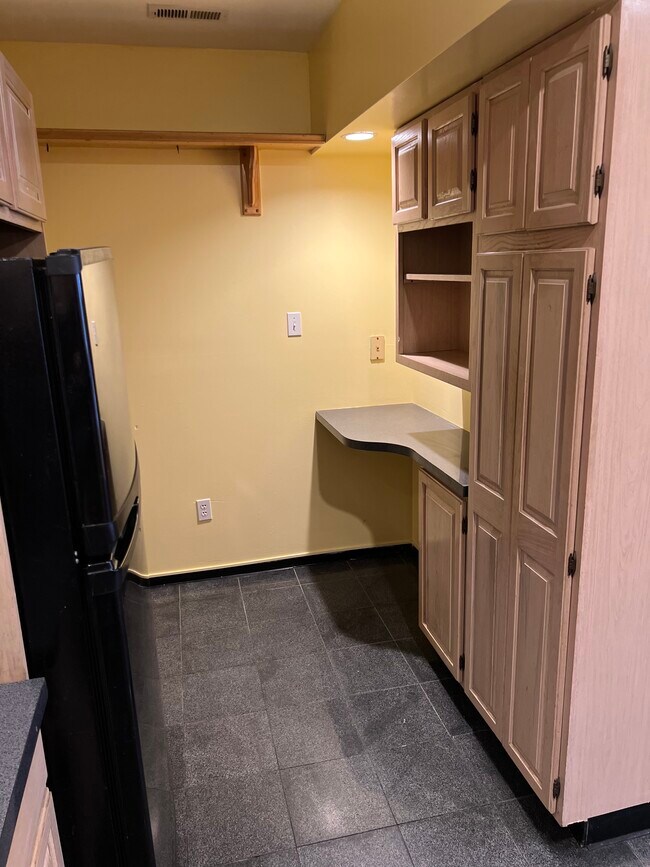 pantry - 3015 Belgrade St