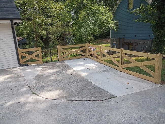 Building Photo - 731 N Price Rd