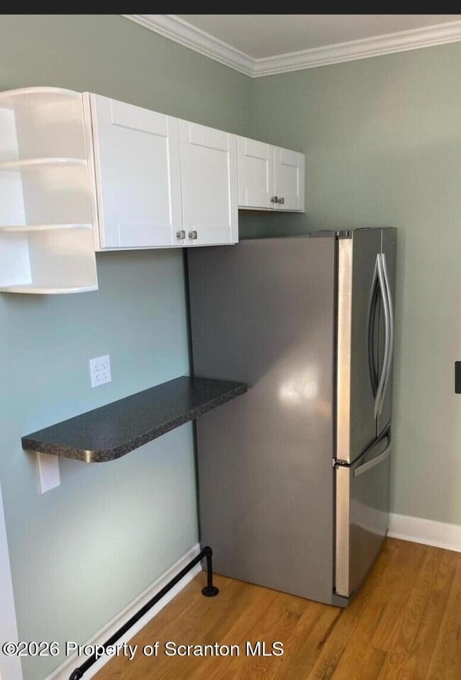 Foto del edificio - 402 S Valley Ave