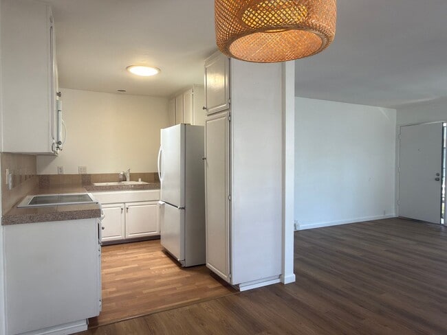 Building Photo - 3978 Camino Lindo