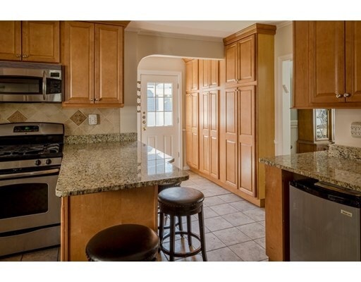 Building Photo - 22 Embassy Rd