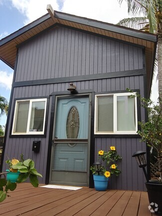 Building Photo - 281 Kaikea St