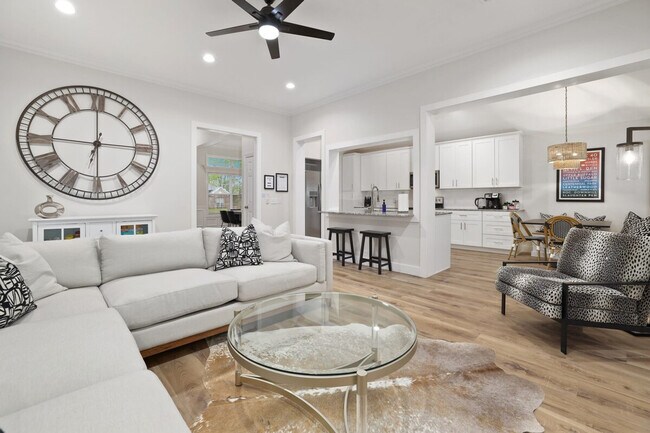 Foto del edificio - 304 Coachlight Dr