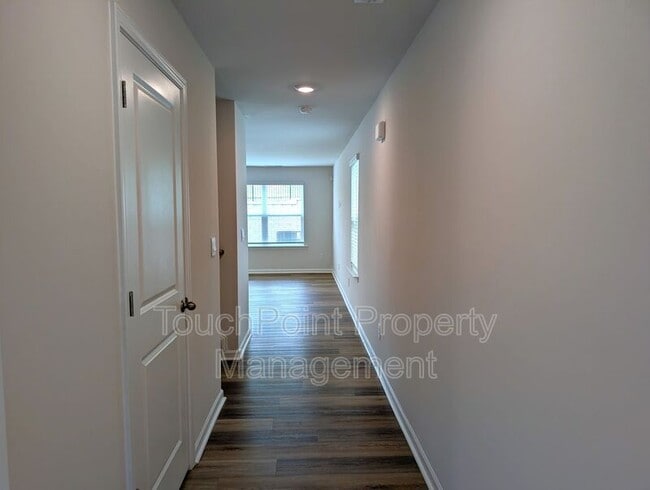 Building Photo - 5131 Hyrule Dr