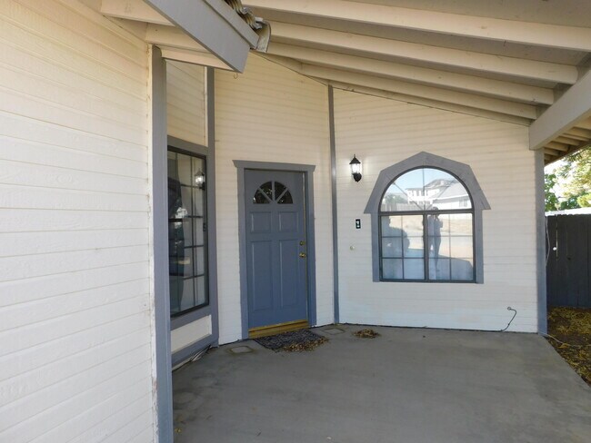 Foto del edificio - 21253 Windsong St