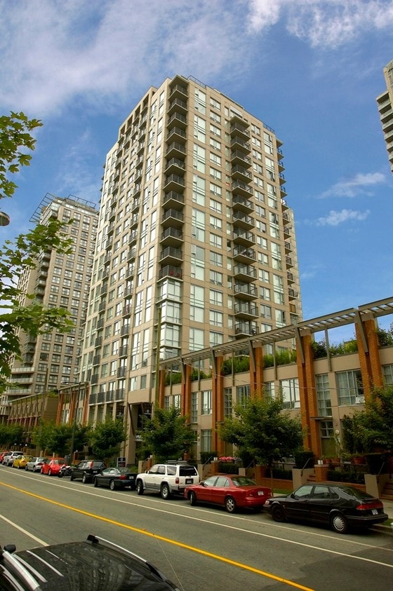 Primary Photo - Yaletown 939
