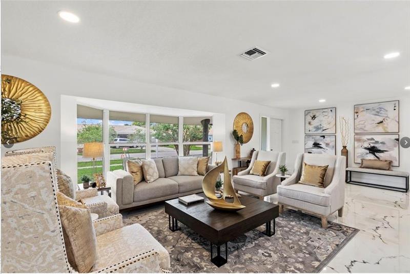 Foto principal - 1365 SW 14th St