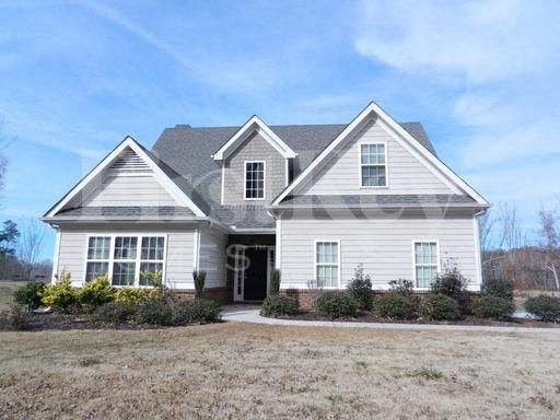 Foto principal - 6303 Spring Cove Dr
