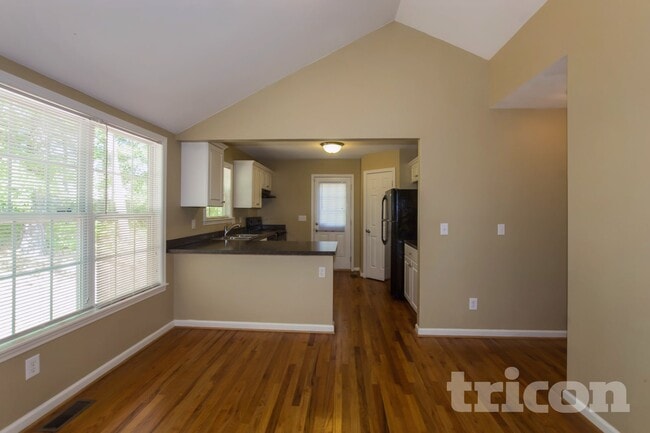 Foto del edificio - 125 St Andrews Pl Dr